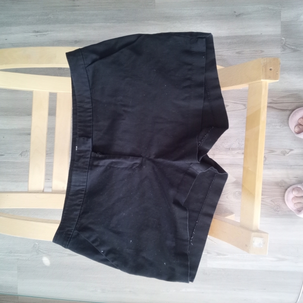 H&M Classic Black Shorts